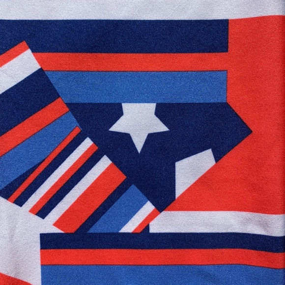 Fabletics Capris - Picture 3 of 5